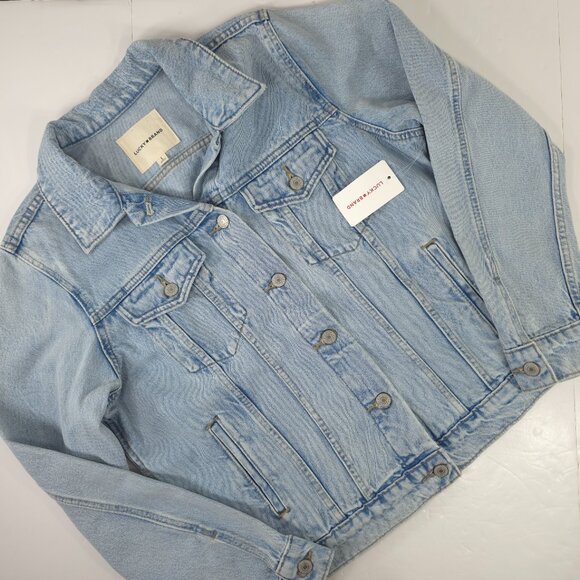 Lucky Brand Jackets & Blazers - NWT $109 LUCKY BRAND BLUE DENIM JACKET WOMEN'S SIZE LARGE LIGHT WASH POCKETS NEW